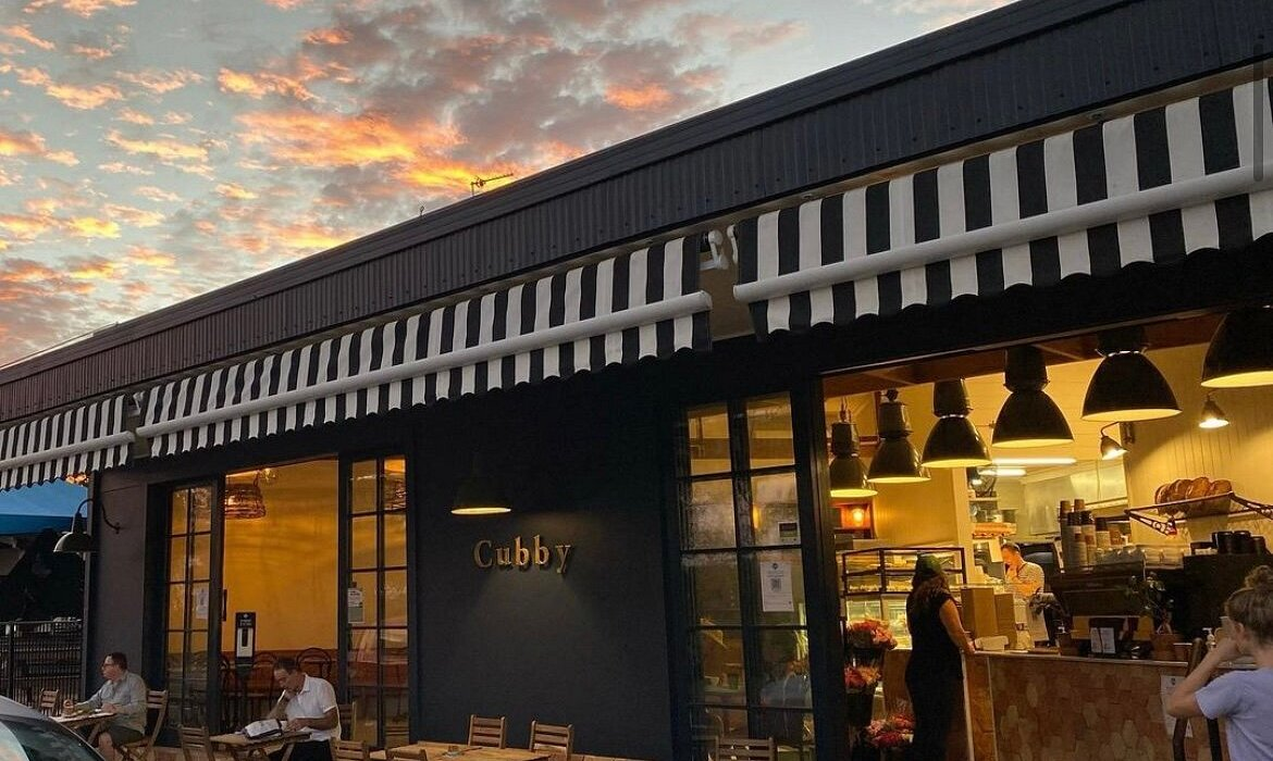 Cubby Bakehouse in Chinderah at sunset, near Turnock Park playground